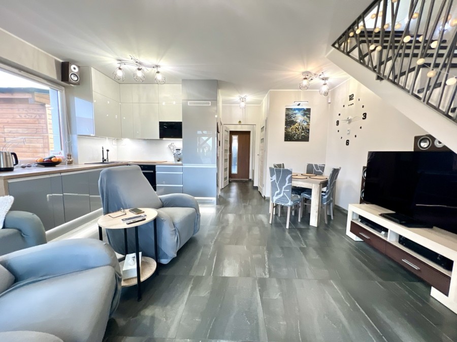 Mieszkaj w Domu bez opłat za prąd Luksusowy Smart Dom (2)