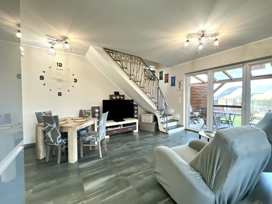 Mieszkaj w Domu bez opłat za prąd Luksusowy Smart Dom (3)