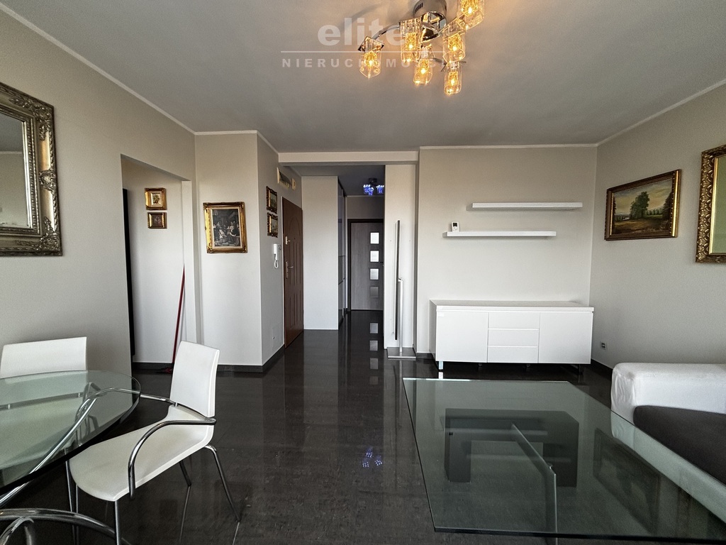 Pomorzany, 2 pokoje, balkon, miejsce postojowe (4)