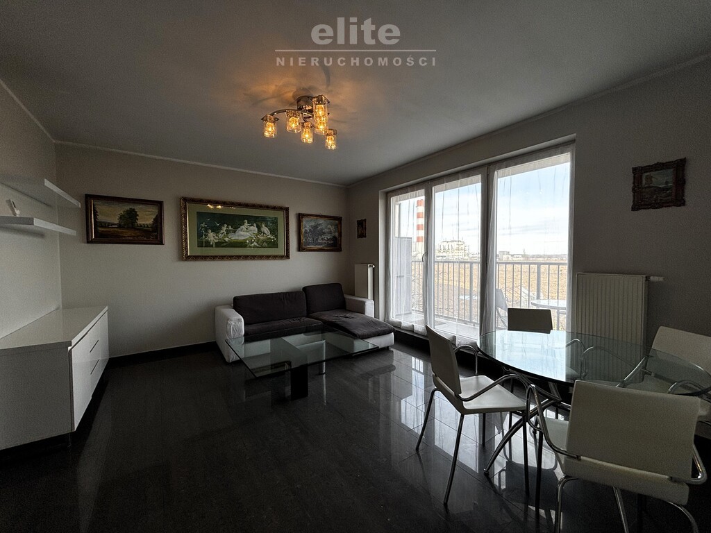 Pomorzany, 2 pokoje, balkon, miejsce postojowe (5)