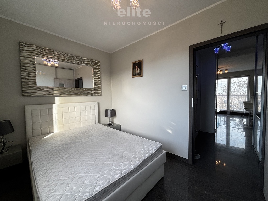 Pomorzany, 2 pokoje, balkon, miejsce postojowe (8)