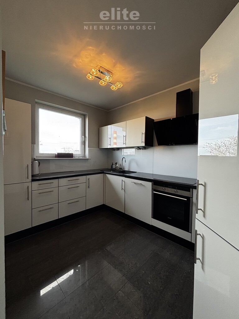 Pomorzany, 2 pokoje, balkon, miejsce postojowe (11)