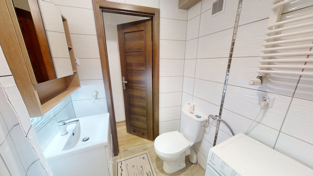 Dąbie, 7 pokoi, 3 łazienki, po generalnym remoncie (8)