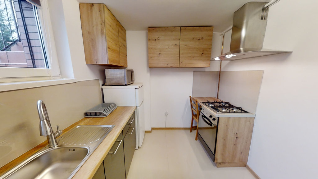 Dąbie, 7 pokoi, 3 łazienki, po generalnym remoncie (11)