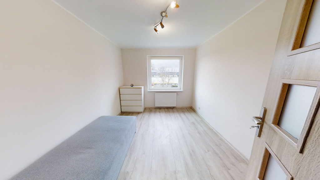 Dąbie, 7 pokoi, 3 łazienki, po generalnym remoncie (12)