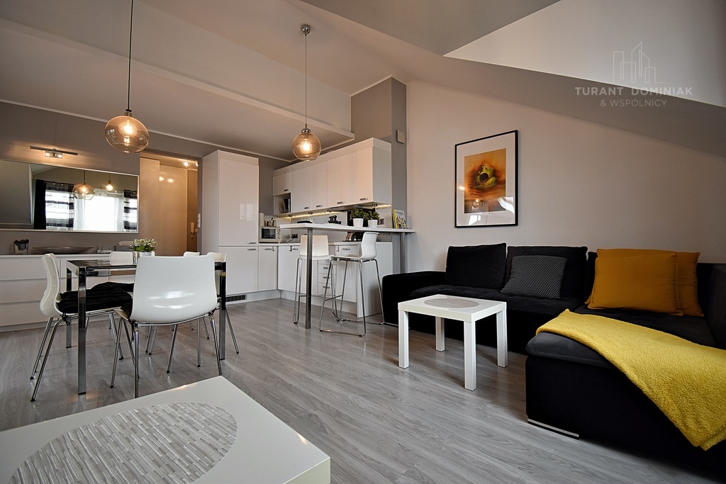 Dwupokojowy apartament z balkonem i garażem (1)