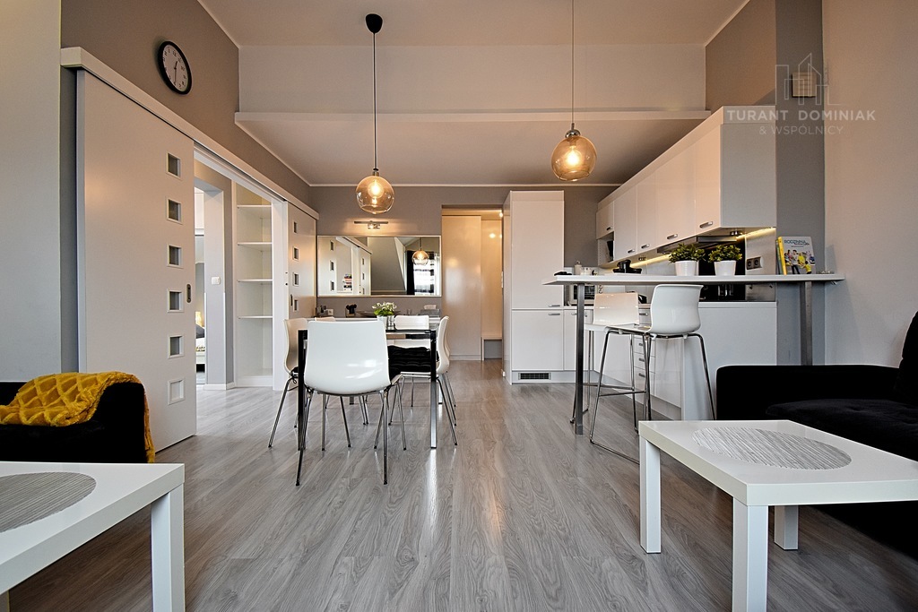 Dwupokojowy apartament z balkonem i garażem (2)