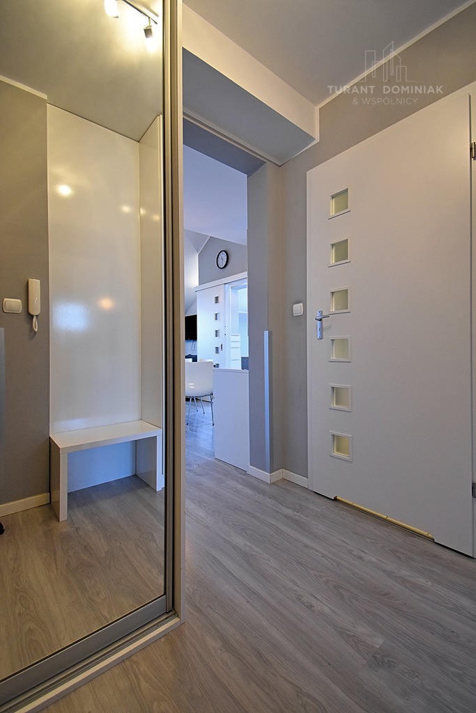 Dwupokojowy apartament z balkonem i garażem (12)