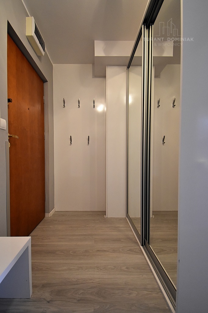 Dwupokojowy apartament z balkonem i garażem (13)