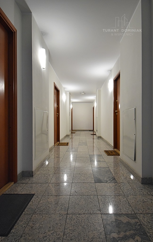 Dwupokojowy apartament z balkonem i garażem (14)