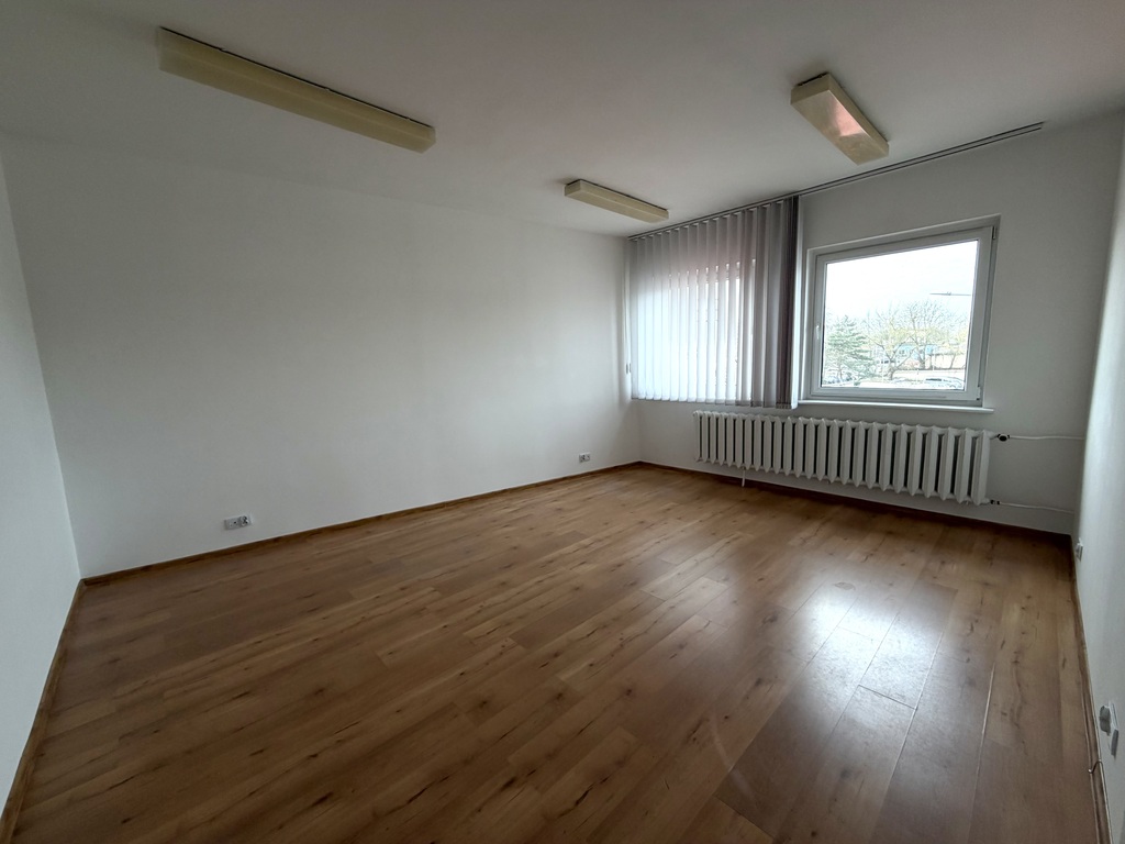 Lokal biurowy w centrum miasta (1)