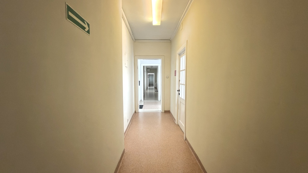 Lokal biurowy w centrum miasta (5)