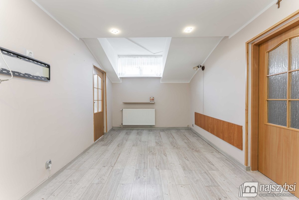 Połczyn-Zdrój-mieszkanie 3pokojowe w samym centrum (7)