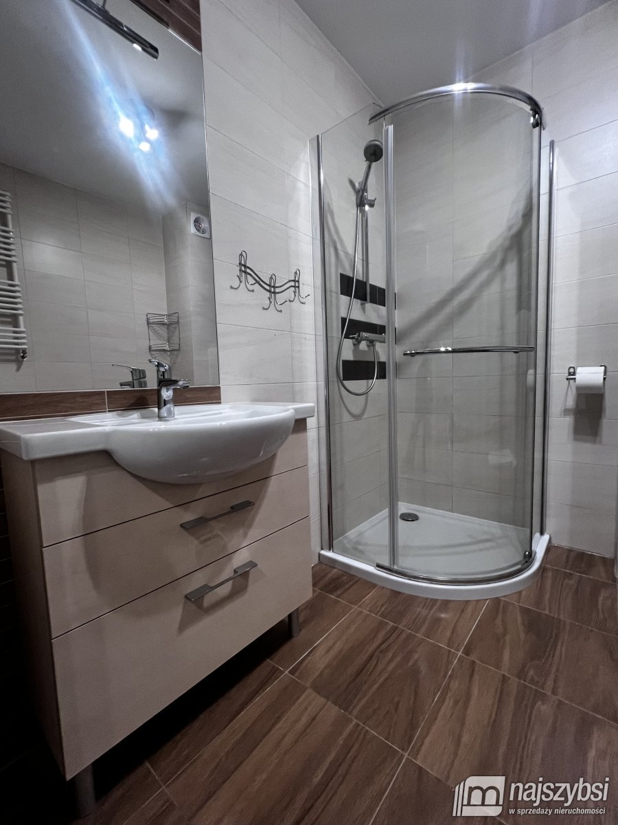 KOŁOBRZEG-APARTAMENT 100m OD PLAŻY OSIEDLE POLANKI (11)