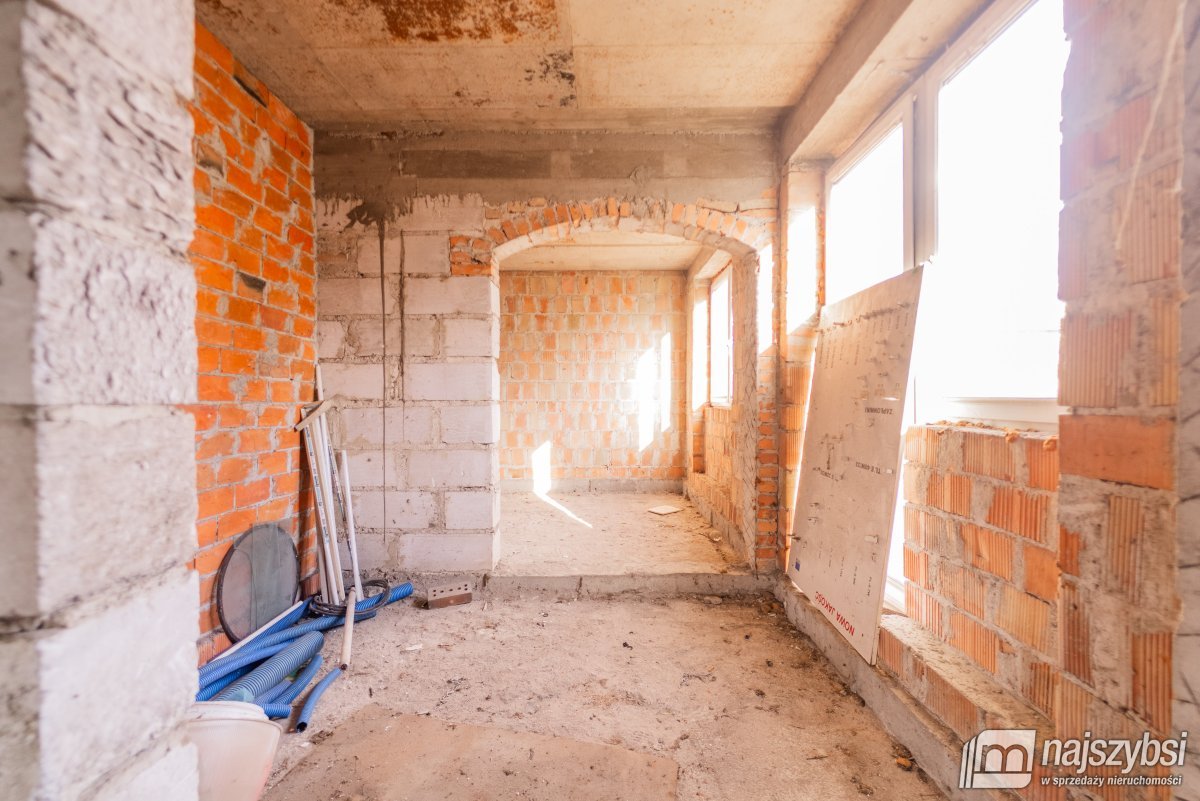 Szczecin Dąbie- dom w stanie surowym (10)