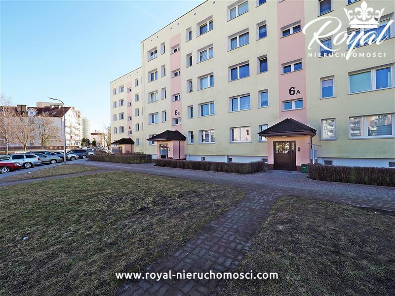 3 pokoje na ul. Spasowskiego z loggią - 2 piętro ! (11)