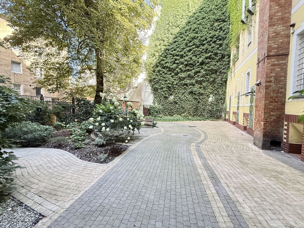 145,82 m2 + 128 m2 strychu | Projekt Inwestycyjny (5)