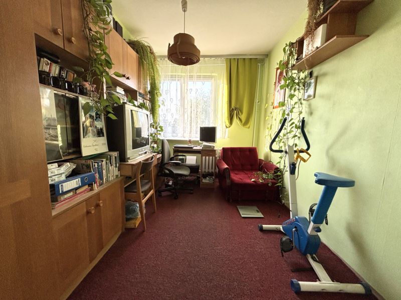 Mieszkanie 3 pokoje w cichej okolicy Polic. (3)