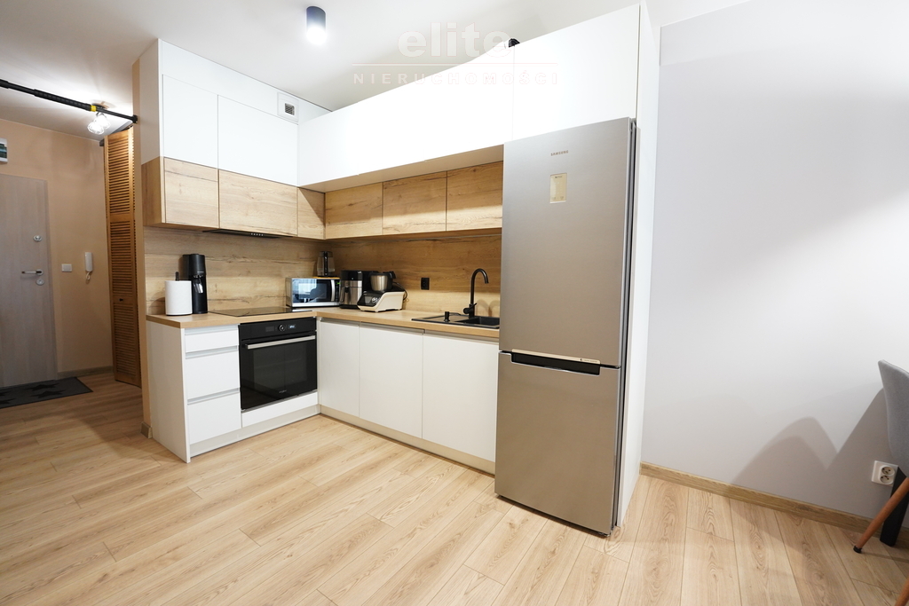 Os. Pionierów duże 2 pokoje balkon (5)