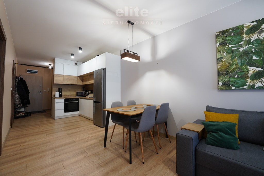 Os. Pionierów duże 2 pokoje balkon (4)