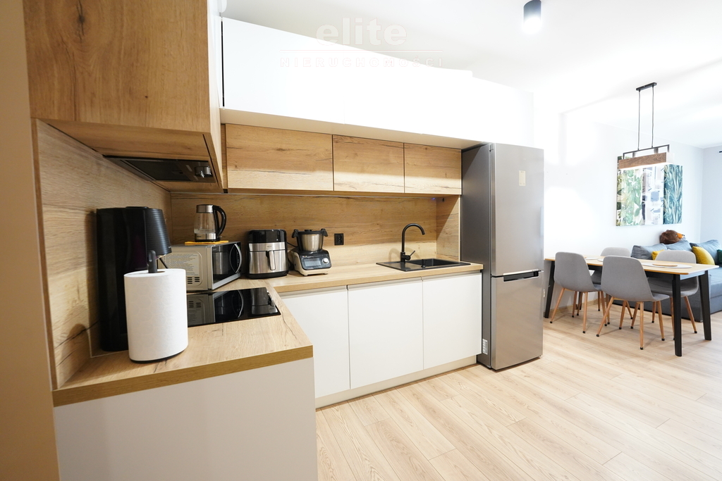 Os. Pionierów duże 2 pokoje balkon (6)