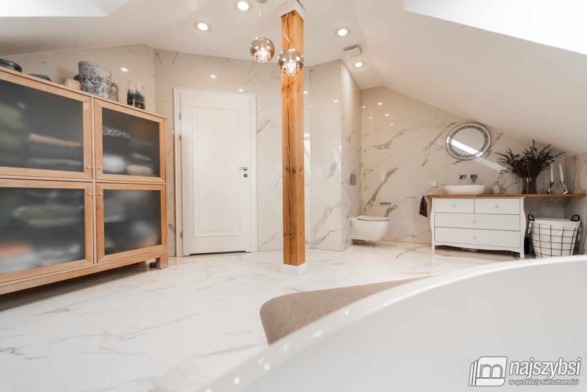 Krzęcin - Piękny Dom z dużą działką  (35)