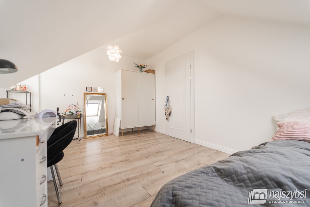 Krzęcin - Piękny Dom z dużą działką  (36)