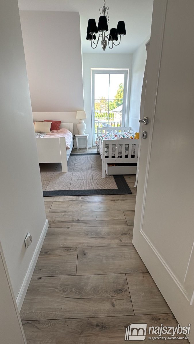 Krzęcin - Piękny Dom z dużą działką  (8)