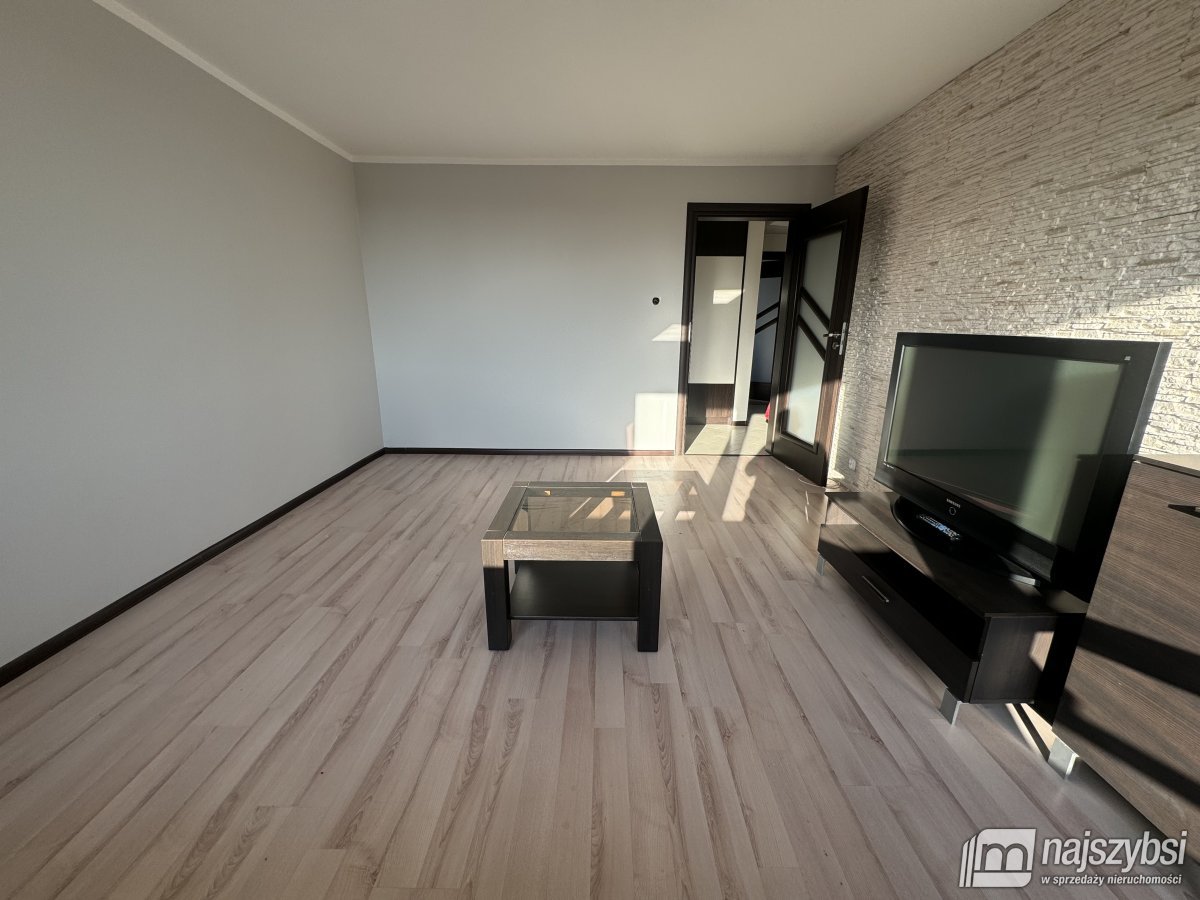 Drawno - Mieszkanie 3-pokojowe nad jeziorem  (5)