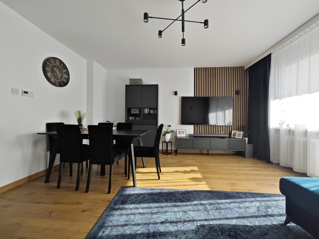 Przecław, 70m2, ładne 3 pokoje, balkon, piwnica ! (3)