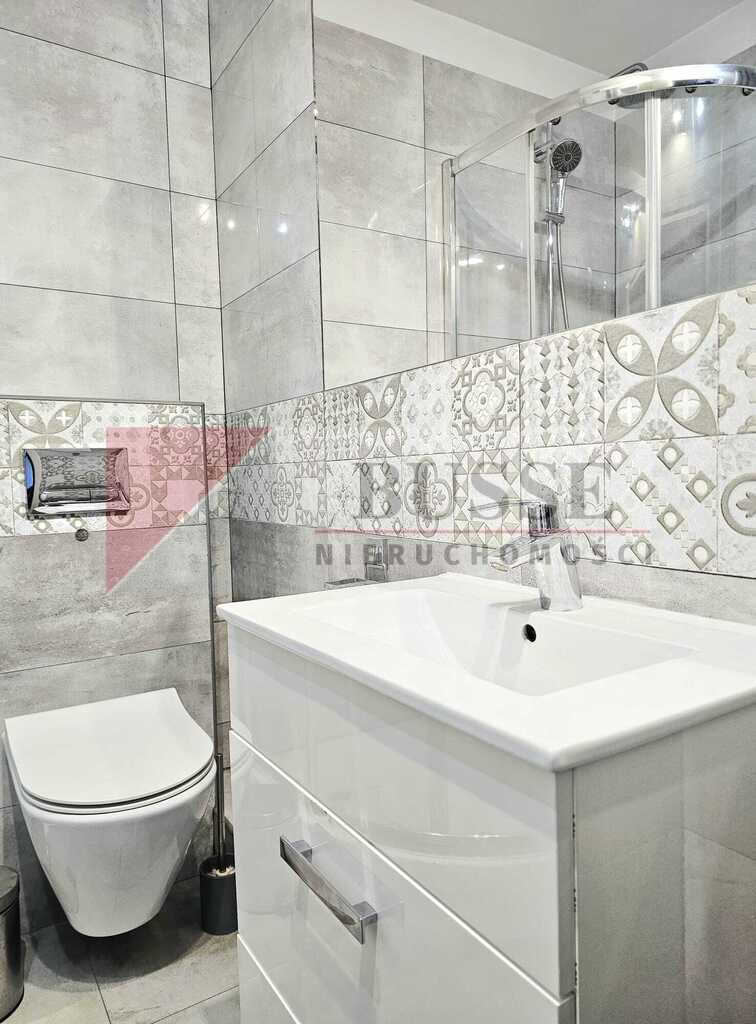 2 pokoje z pięknym widokiem na panoramę miasta! (10)