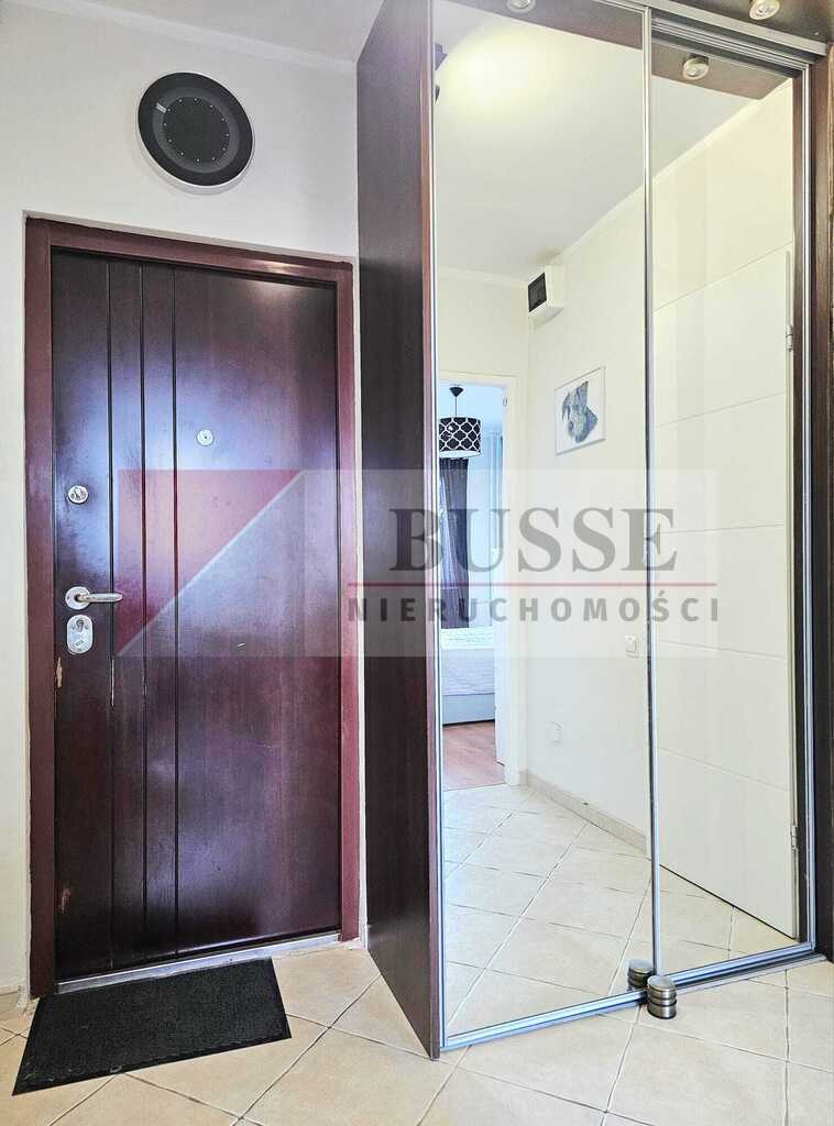 2 pokoje z pięknym widokiem na panoramę miasta! (12)