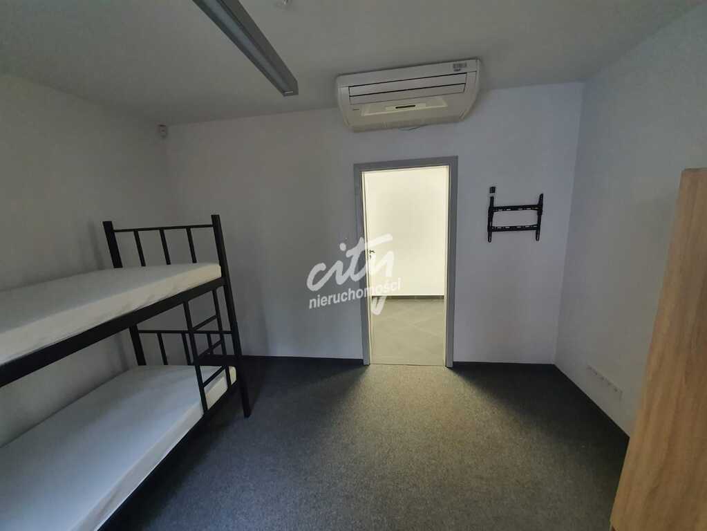 NOWOCZESNY BUDYNEK BIUROWY (3)