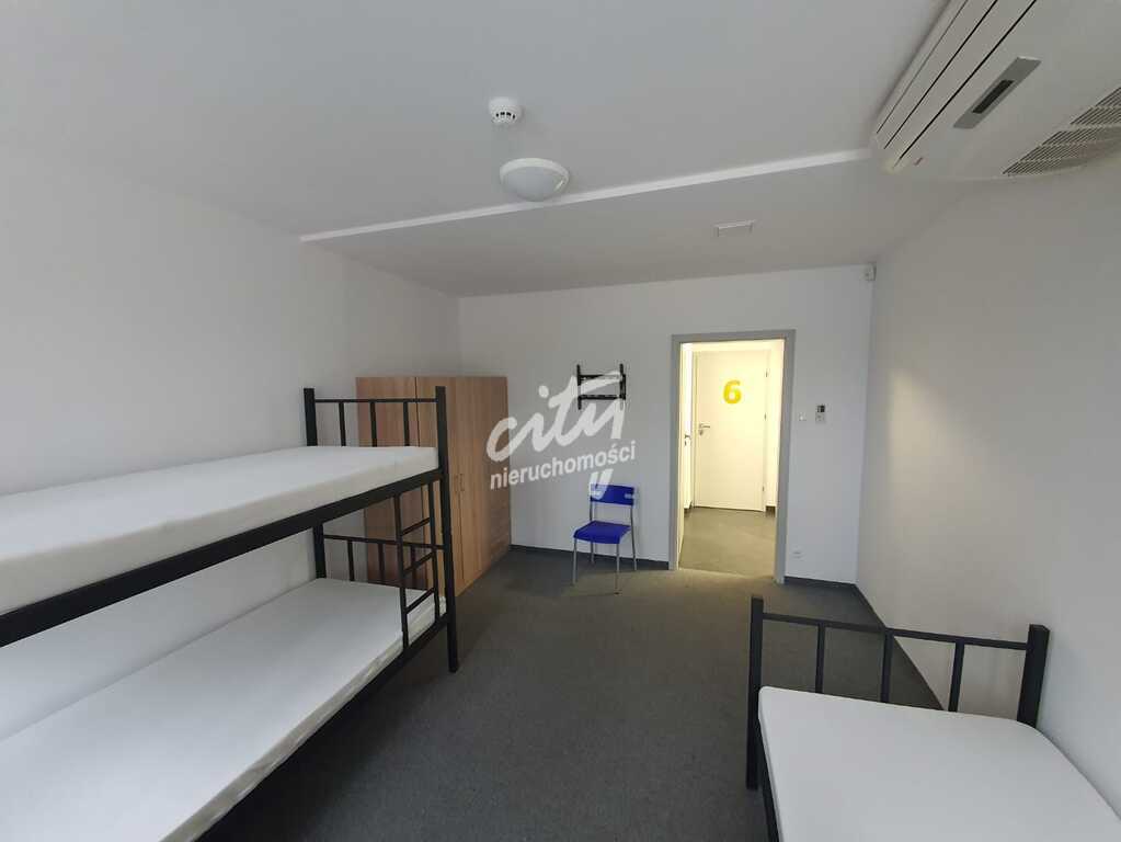 NOWOCZESNY BUDYNEK BIUROWY (5)