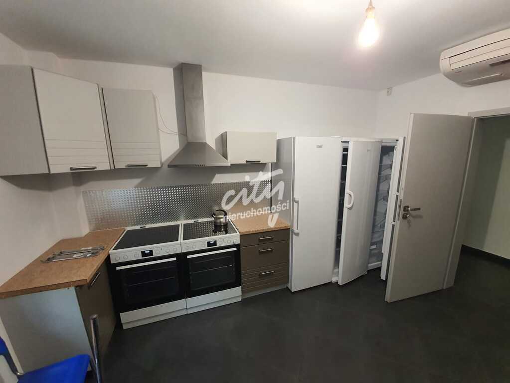 NOWOCZESNY BUDYNEK BIUROWY (12)