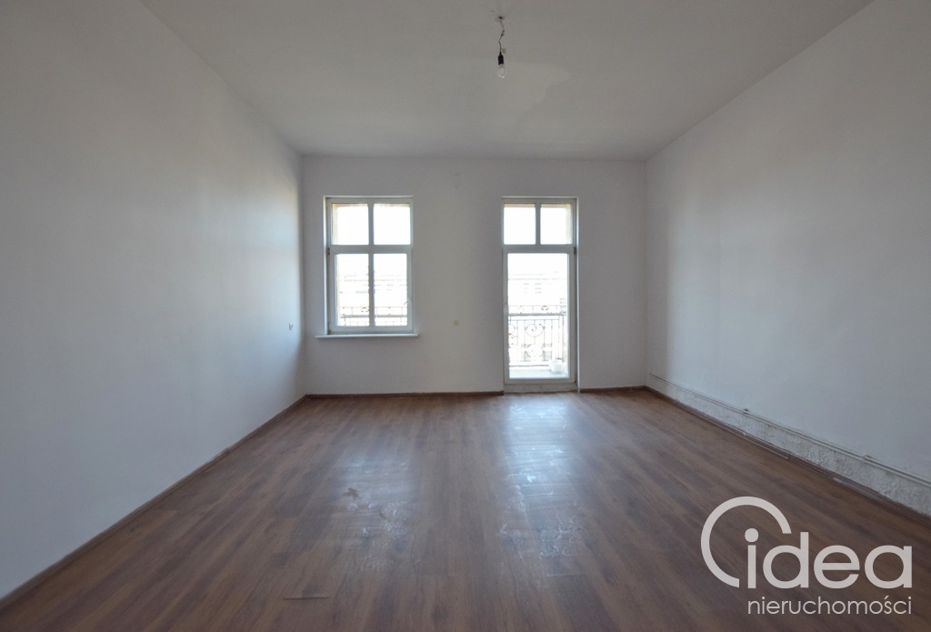 3 duże pokoje w Centrum miasta, balkon (5)