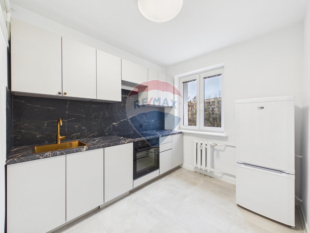 Mieszkanie na I p. 2 pok. z balkonem! (8)