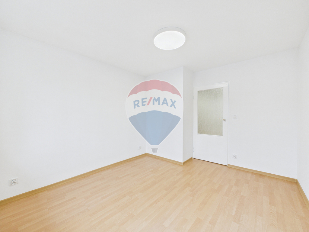 Mieszkanie na I p. 2 pok. z balkonem! (14)