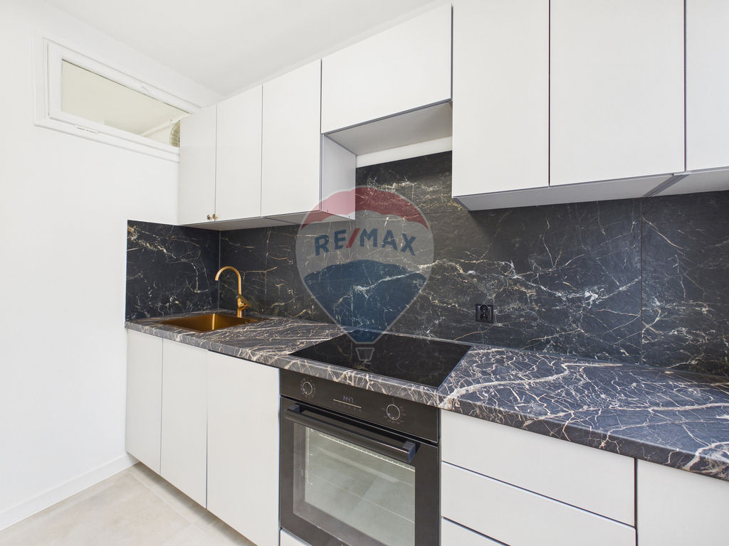 Mieszkanie na I p. 2 pok. z balkonem! (15)