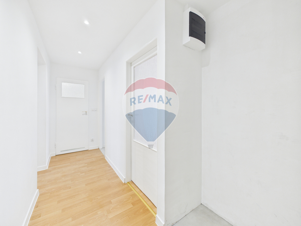 Mieszkanie na I p. 2 pok. z balkonem! (16)