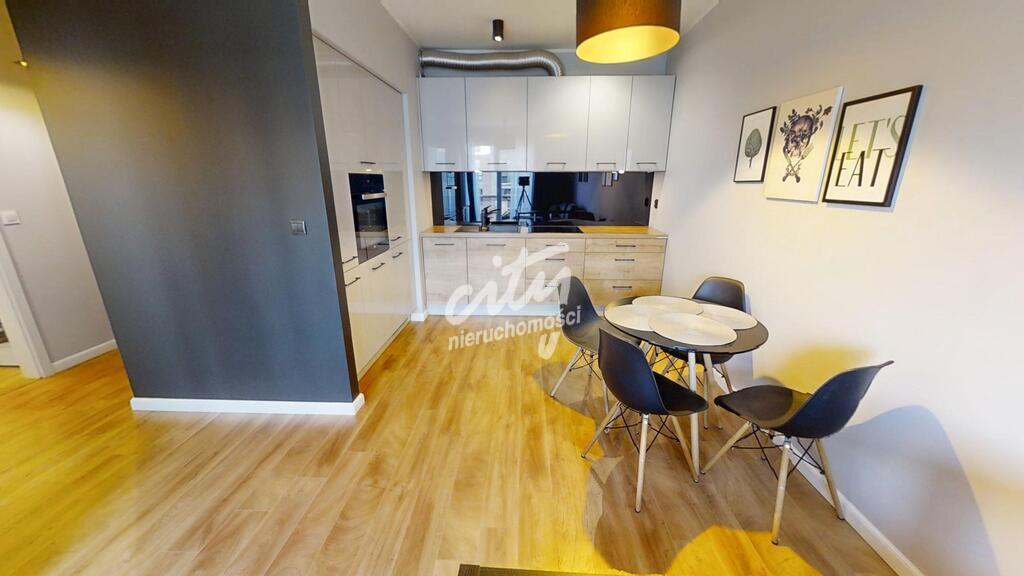 Nowa Cukrownia! Wysoki Standard! 2 pokoje, balkon (4)