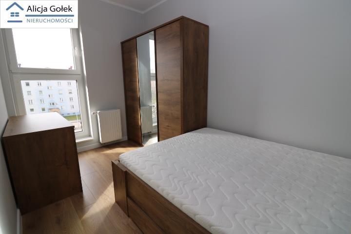 Do wynajęcia 2 pokojowe mieszkanie 40,5m2+miejsce  (9)