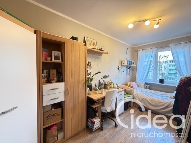 4-pokoje z balkonem, spół.-własn., os. Majowe (5)