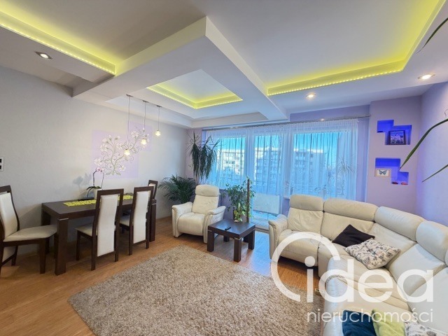 4-pokoje z balkonem, spół.-własn., os. Majowe (2)