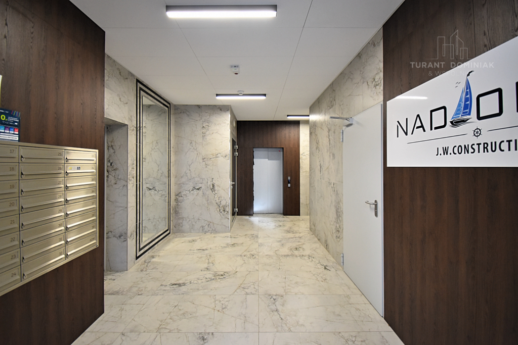 Mieszkanie z dużym tarasem na Łasztowni (14)