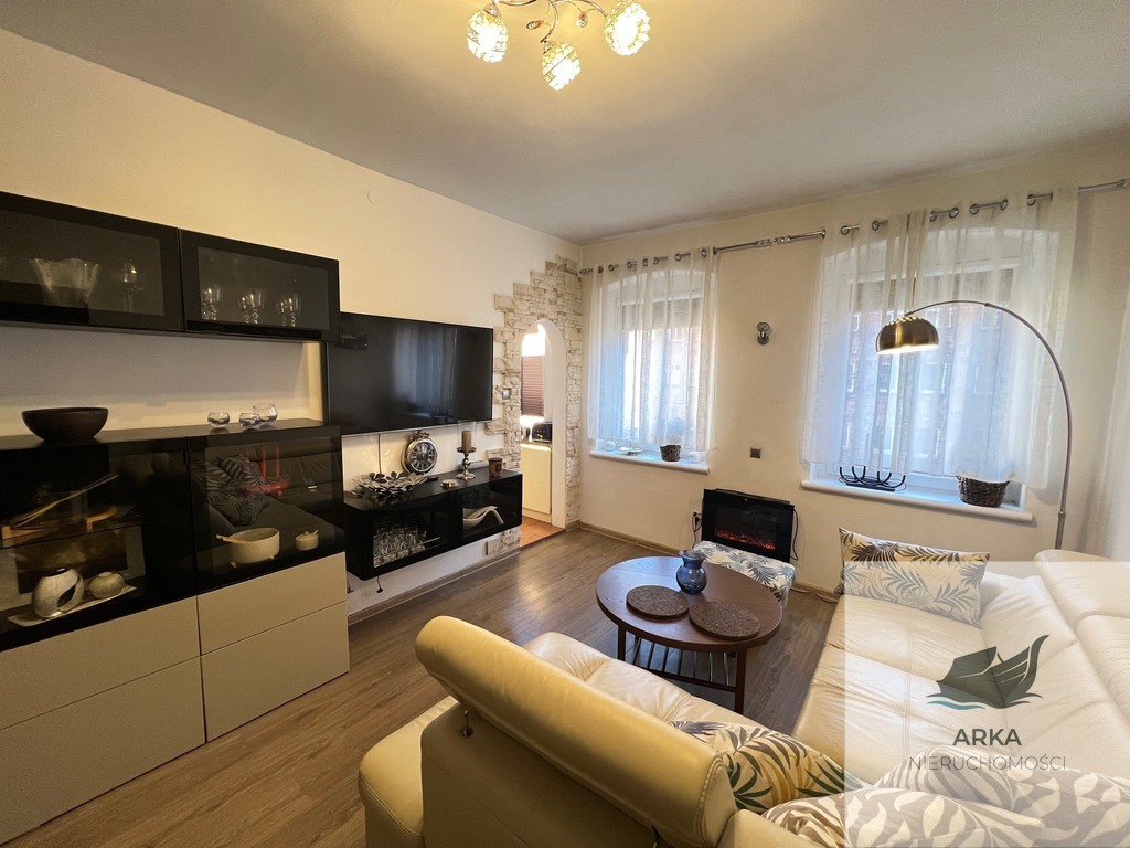 Centrum-2 pok. po remoncie do zamieszkania (6)