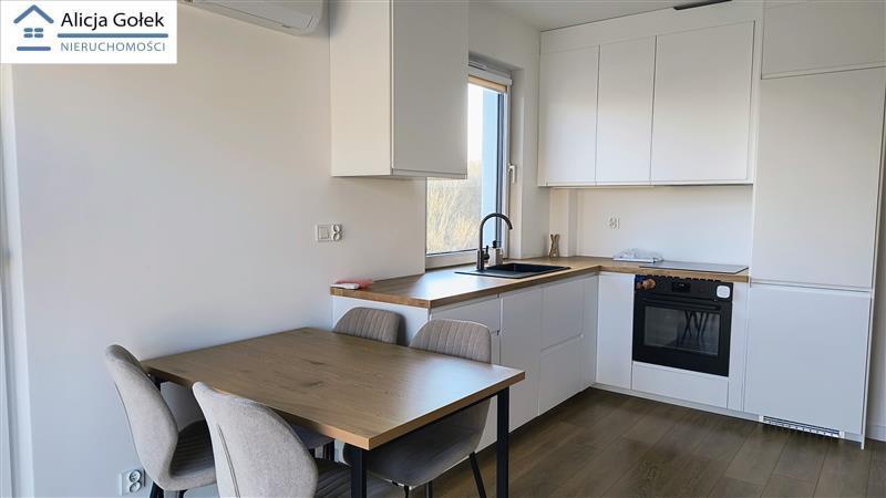 Staszica - klimatyzowane 2 pokoje z balkonem (4)