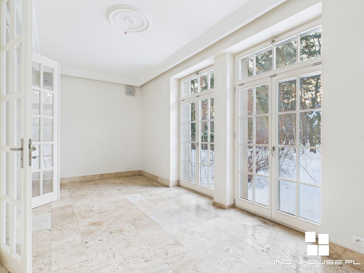 Komfortowy dom - unikalny ogród  ze starodrzewiem  (16)