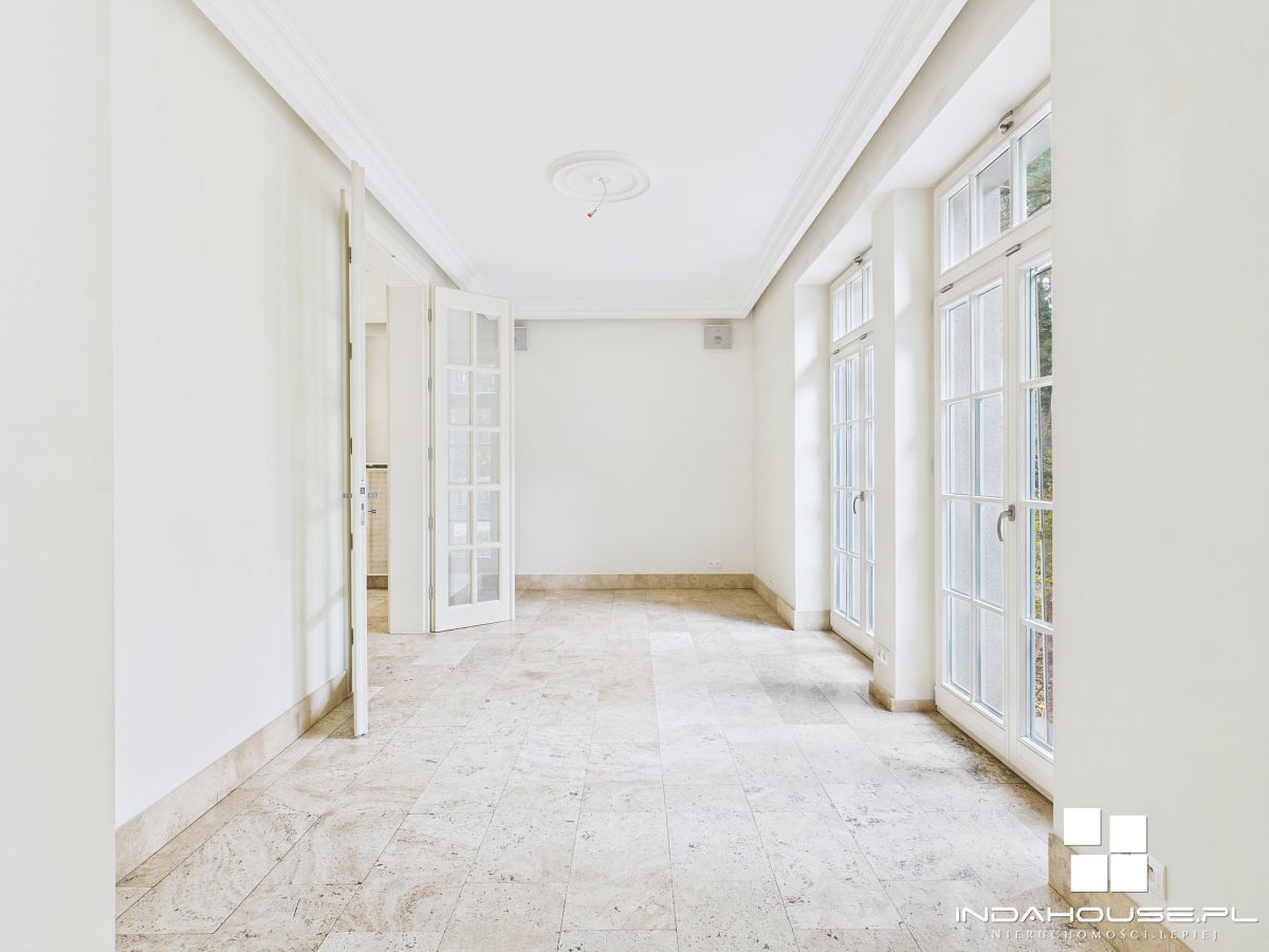 Komfortowy dom - unikalny ogród  ze starodrzewiem  (17)