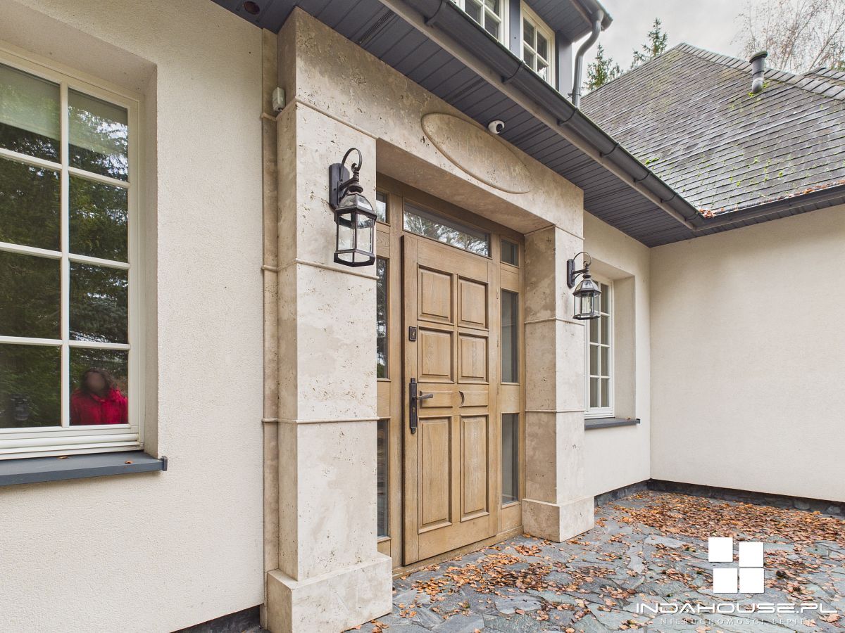 Komfortowy dom - unikalny ogród  ze starodrzewiem  (5)